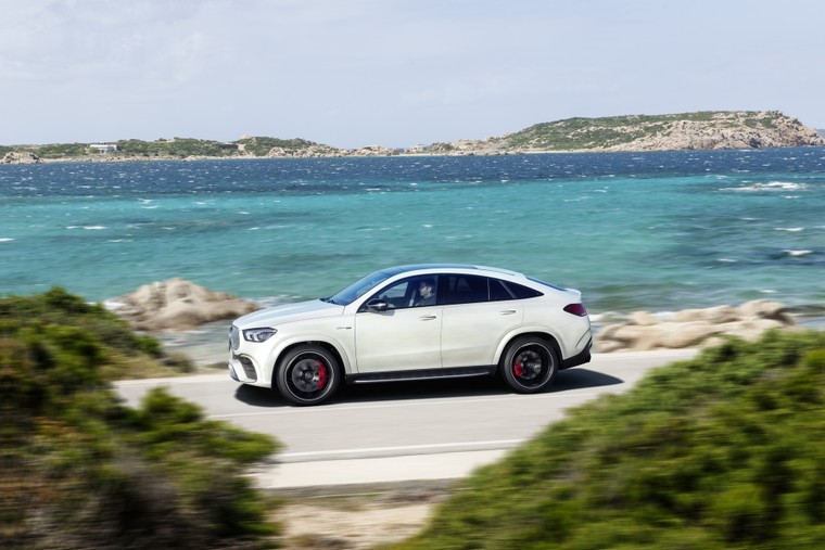 Mercedes Benz xác nhận ra mắt 3 mẫu xe mới từ AMG, gồm 2 chiếc SUV tại Geneva ảnh 3