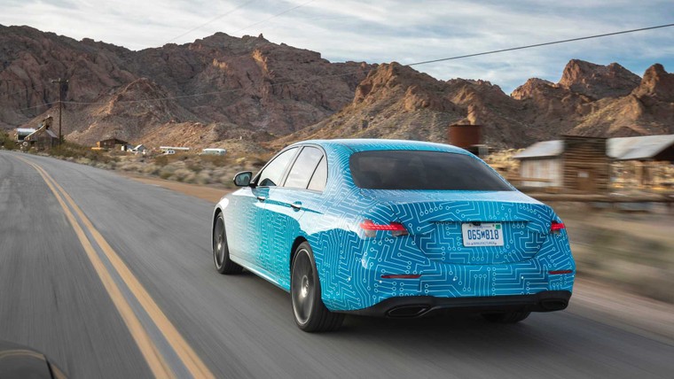 Mercedes Benz xác nhận ra mắt 3 mẫu xe mới từ AMG, gồm 2 chiếc SUV tại Geneva ảnh 7