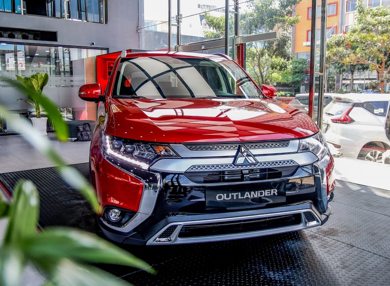 Mitsubishi Outlander 2020 ra mắt với ưu đãi hấp dẫn khi mua xe ảnh 1