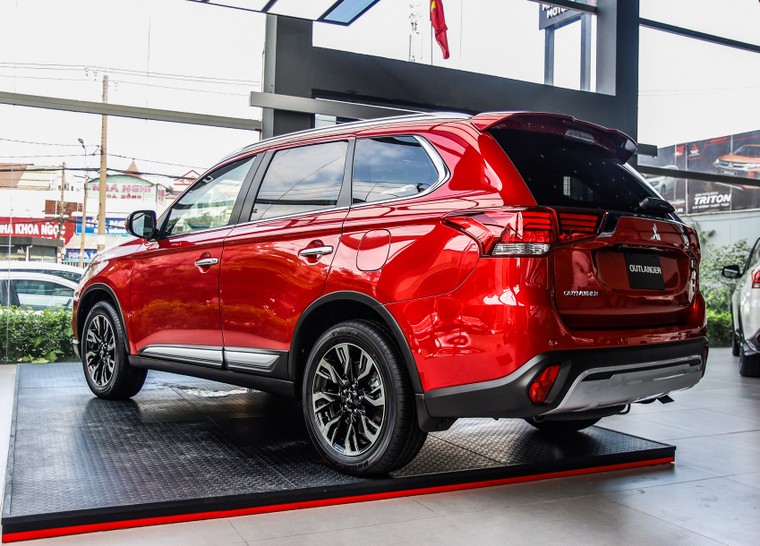 Mitsubishi Outlander 2020 ra mắt với ưu đãi hấp dẫn khi mua xe ảnh 9