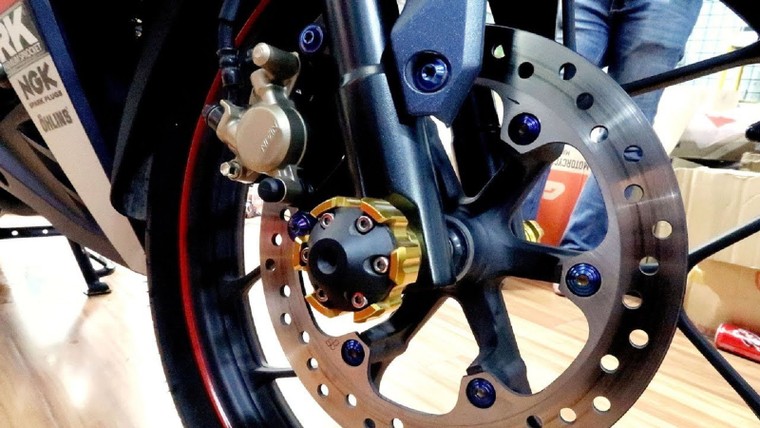 Dấu hiệu phanh xe máy không ăn và cách xử lý ảnh 1