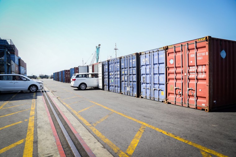 THACO xuất khẩu Kia Sedona sang Thái Lan ảnh 4