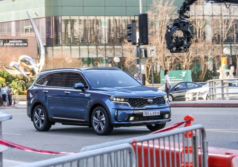 Kia Sorento 2021 lộ diện hoàn toàn trước ngày ra mắt ảnh 7