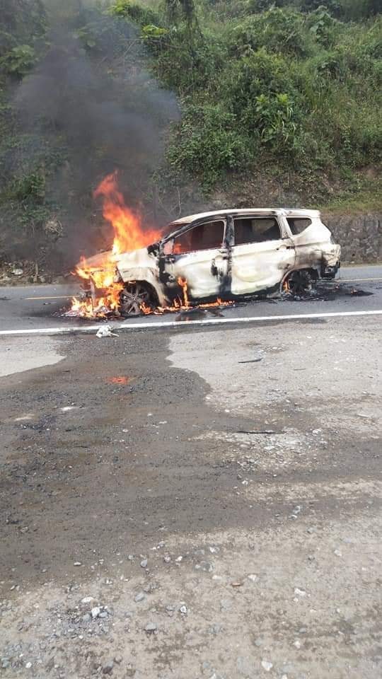 Mitsubishi Xpander gặp nạn bốc cháy, 2 người tử vong ảnh 2