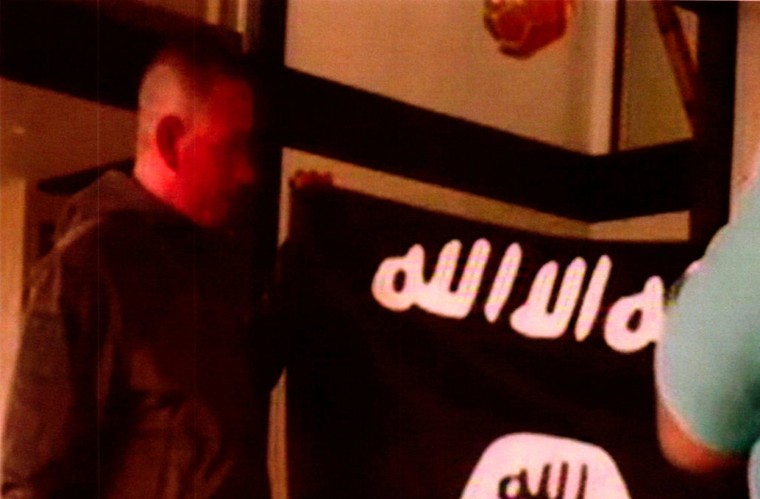 Sắp xét xử binh sĩ Mỹ đầu quân cho IS ảnh 1