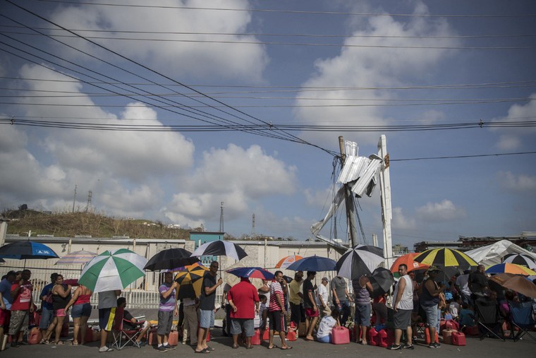 Puerto Rico kêu gọi hỗ trợ khẩn cấp sau bão Maria ảnh 1
