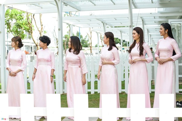 Đặng Thu Thảo và Ngọc Hân: Tình bạn đẹp giữa 2 nàng hậu ảnh 1