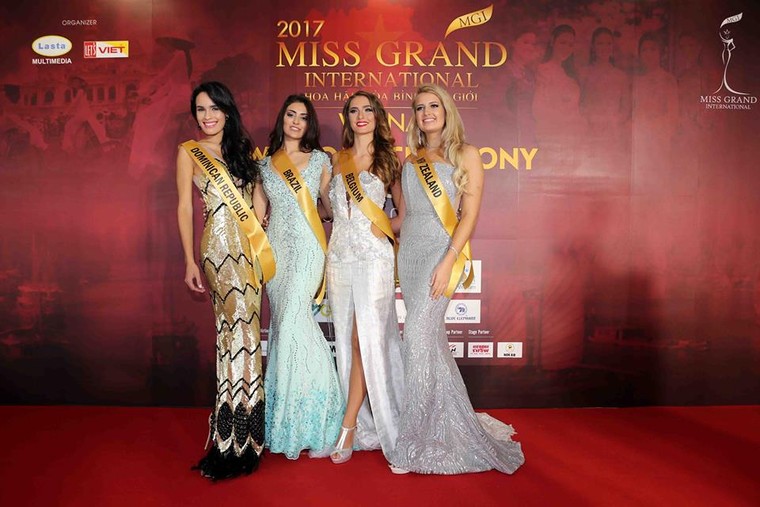 Miss Grand 2017: 80 người đẹp đọ sắc với trang phục dạ hội ảnh 5