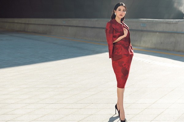 Mỹ nhân Việt nổi bật tại Seoul Fashion Week 2017 ảnh 3