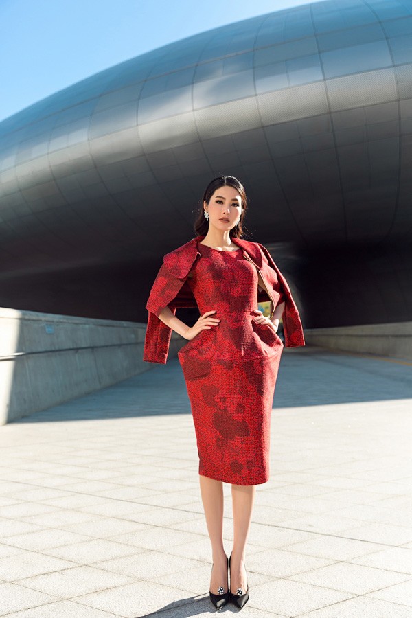 Mỹ nhân Việt nổi bật tại Seoul Fashion Week 2017 ảnh 4