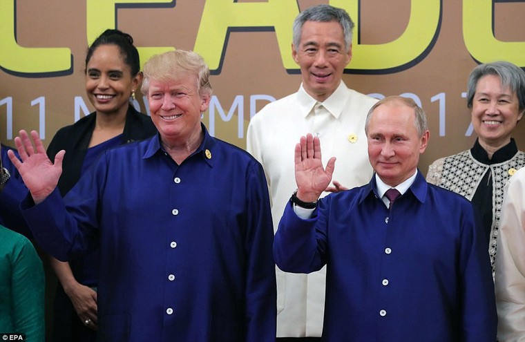 Tổng thống Trump và Putin chào hỏi thân mật tại APEC ảnh 2