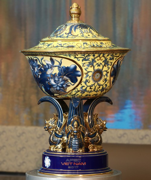 Tuyệt tác chén ngọc – quà tặng các nhà lãnh đạo APEC ảnh 1