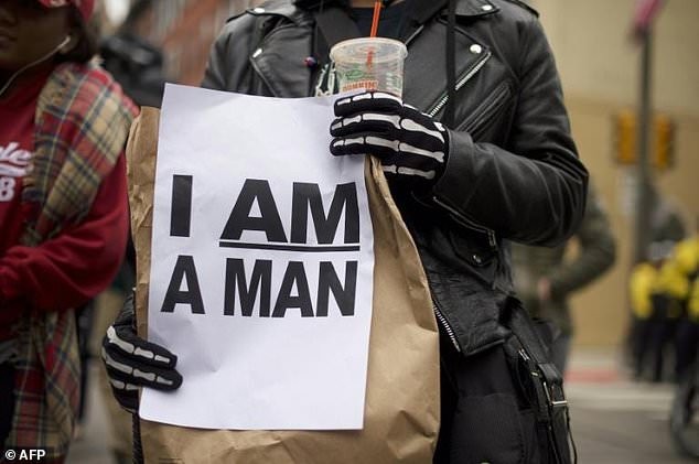 Starbucks sẽ đóng cửa các chi nhánh ở Mỹ sau bê bối phân biệt chủng tộc ảnh 1