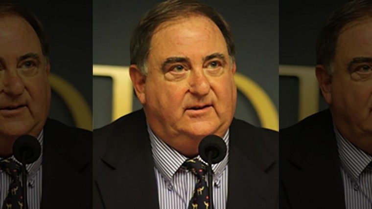 Nhân vật được FBI 'cài cắm' vào chiến dịch của ông Trump là ai? ảnh 2