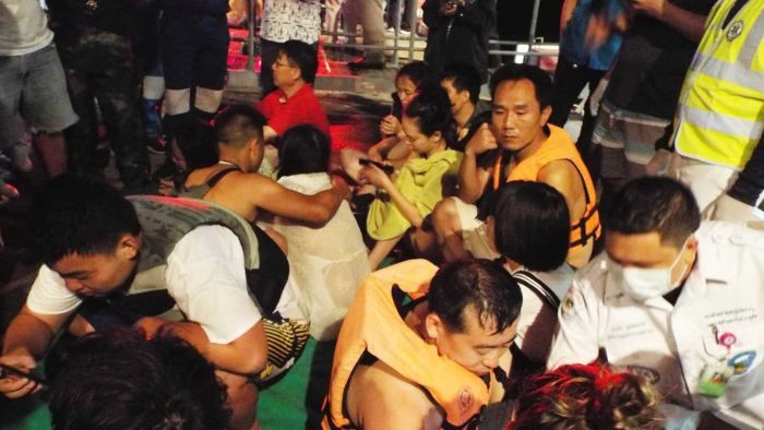 Thái Lan: Lật tàu du lịch, 49 người mất tích ảnh 4