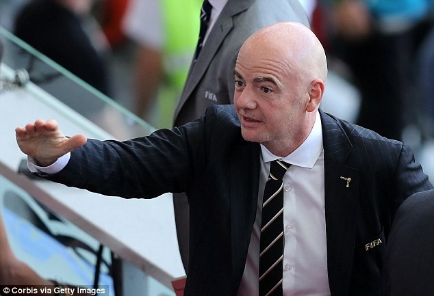 Chủ tịch FIFA mời đội bóng nhí Thái Lan tham dự chung kết World Cup ảnh 1