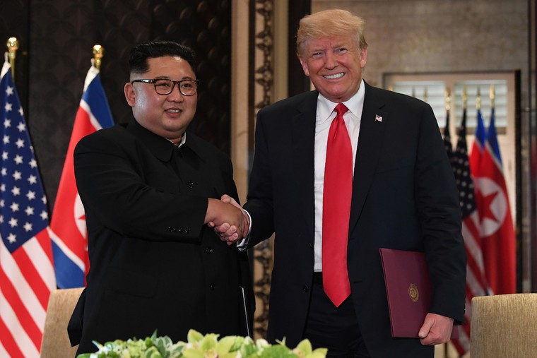 Trump bất ngờ ca ngợi ‘quan hệ tốt đẹp’ với Kim Jong-un ảnh 1