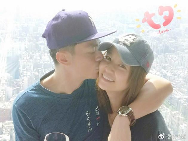 Lam Tam Nhu lan dau dang anh than mat ben Hoac Kien Hoa hinh anh 1