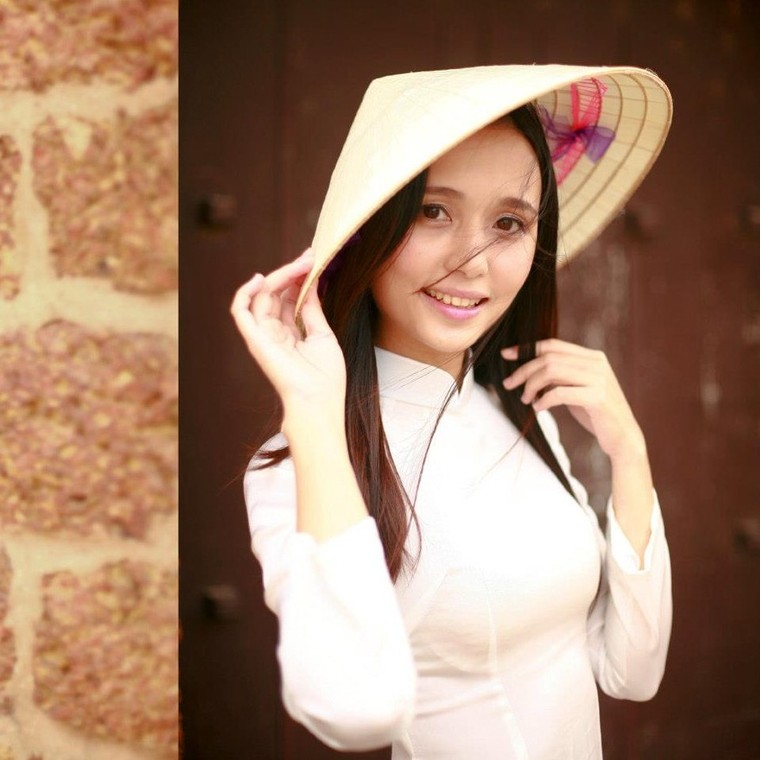 {title} Gia thế nhà vợ của Văn Quyết - cầu thủ gỡ hòa cho U23 Việt Nam