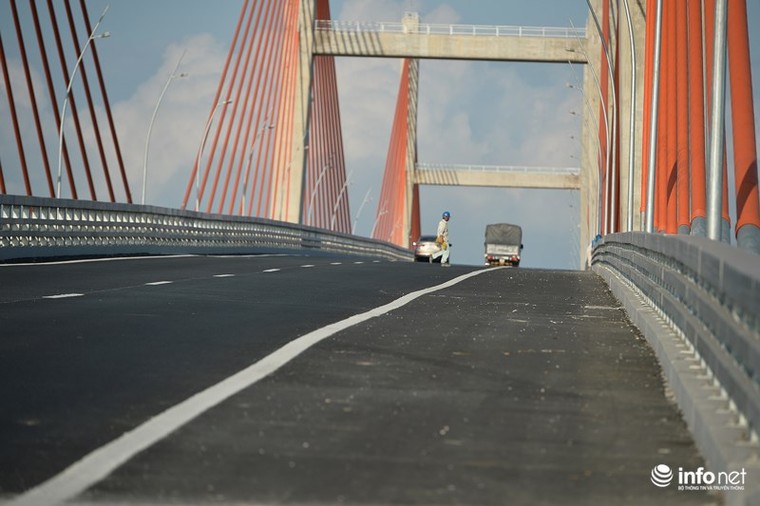 Cầu Bạch Đằng bị vênh, lún: Sẽ tiến hành bù vênh khi hết thời gian theo dõi ảnh 3