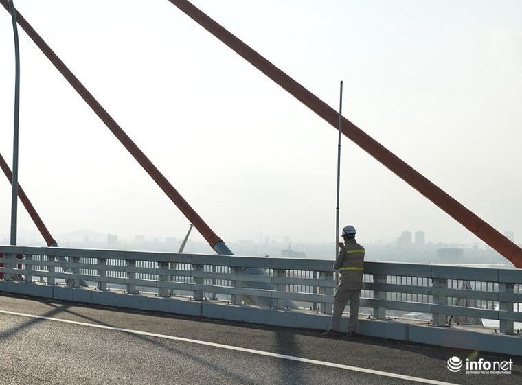 Cầu Bạch Đằng bị vênh, lún: Sẽ tiến hành bù vênh khi hết thời gian theo dõi ảnh 6