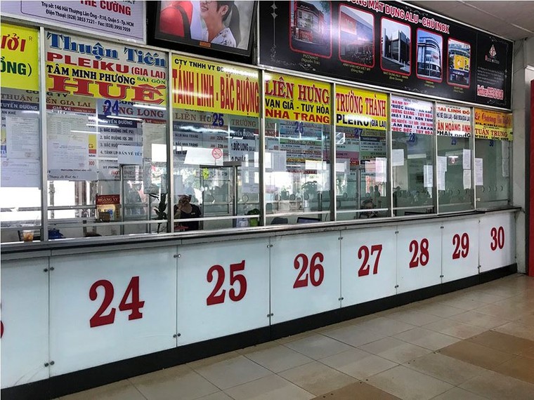 Bến xe lớn nhất TPHCM vắng vẻ ngày giáp Tết - ảnh 3