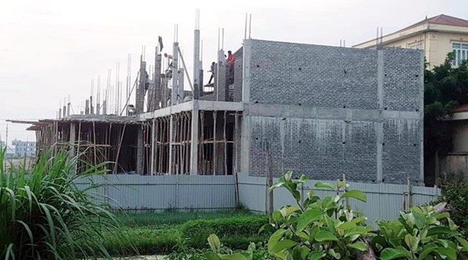 Nguoi dua tien cho thanh tra Bo Xay dung noi gi? hinh anh 2 