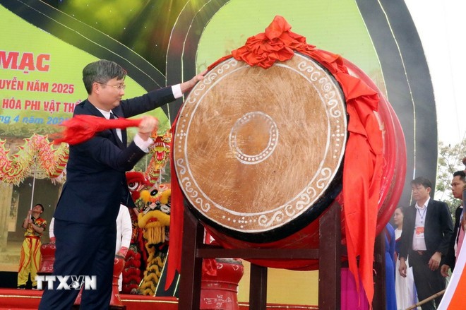 Lễ hội Đền Thánh Nguyễn được công nhận là Di sản Văn hóa phi Vật thể Quốc gia ảnh 1