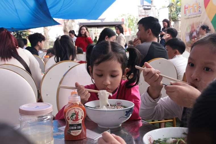 Lễ hội Phở Vân Cù 2025: Cùng Masan Comsumer tôn vinh hương vị Việt ảnh 5