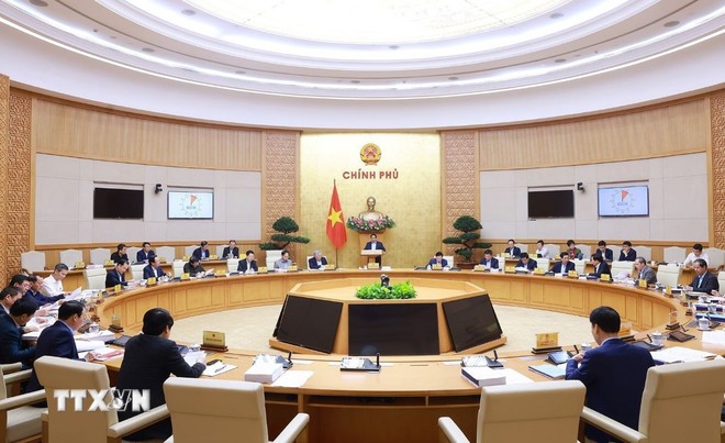 Thủ tướng: Hoàn thiện thể chế, giải phóng toàn bộ sức sản xuất của đất nước ảnh 1