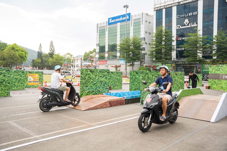 “Phủ Xanh Đông Bắc – Tây Bắc”: VinFast mang xe máy điện “phủ sóng” Lào Cai ảnh 5