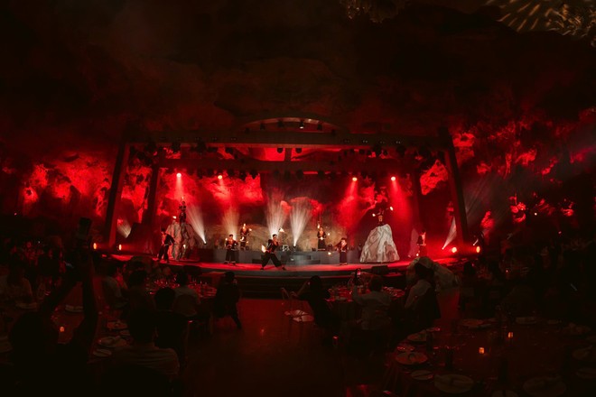 Quảng Ninh đổi mới du lịch hang động: Kết hợp văn hóa và bảo tồn ảnh 1