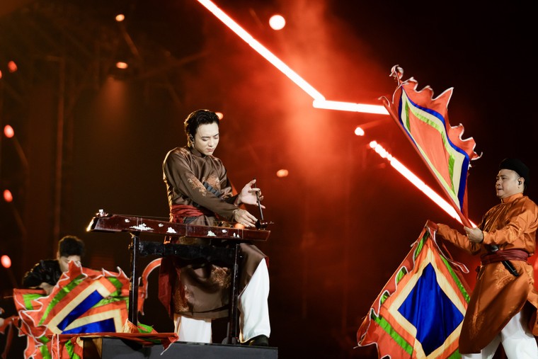 Concert “Anh trai vượt ngàn chông gai” Day 5: Bùng cháy giữa “chảo lửa” cảm xúc ảnh 7