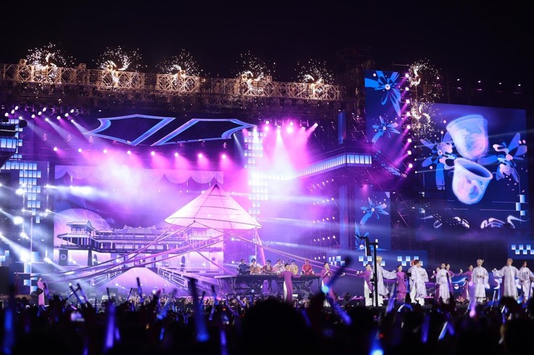 Concert “Anh trai vượt ngàn chông gai” Day 5: Bùng cháy giữa “chảo lửa” cảm xúc ảnh 8