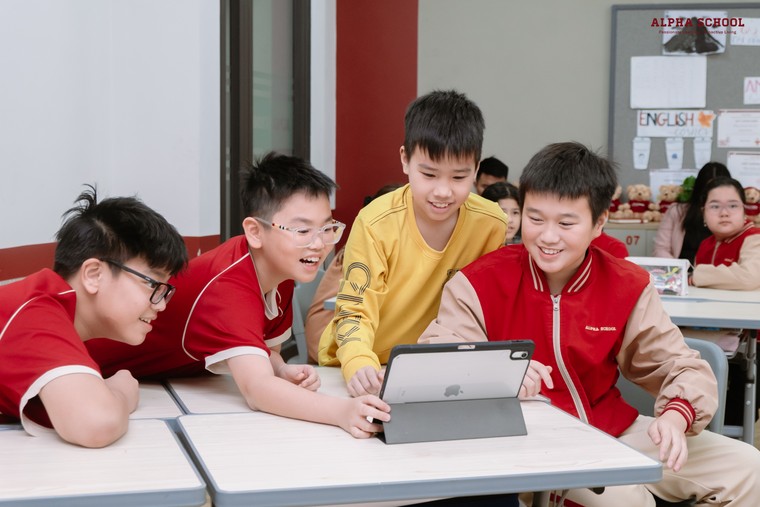 Tiến sĩ Trần Thị Hoàng Anh: Người dẫn dắt hành trình trưởng thành cho học sinh Alpha Hải Phòng ảnh 1