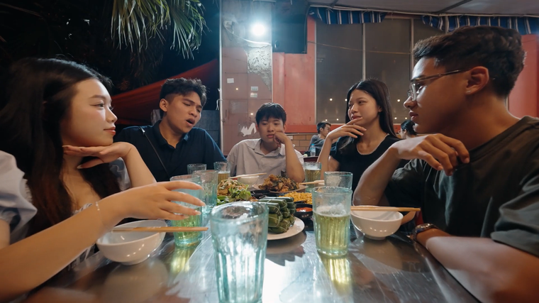 “Lặng” - Hành trình tìm lại chính mình giữa miền chênh vênh tuổi trẻ ảnh 3