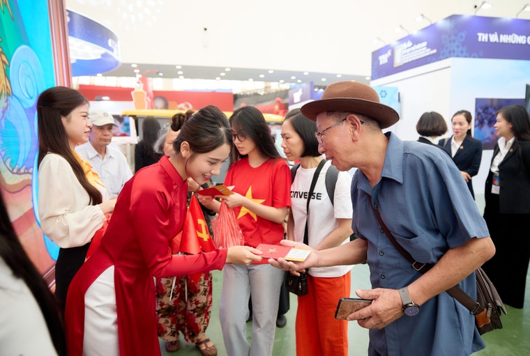 “Đi từ bất ngờ này đến bất ngờ khác” với gian hàng đặc biệt của Sun Group tại Triển lãm A80 ảnh 2