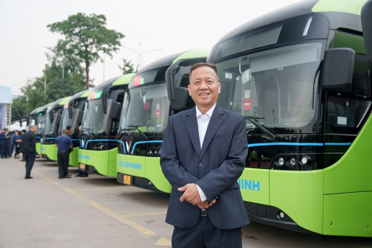 Liên Ninh chuyển đổi 100% sang xe buýt điện VinFast ảnh 3