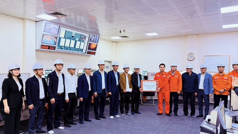 Lãnh đạo và Công đoàn EVNGENCO1 thăm, chúc Tết, động viên người lao động dịp Tết Nguyên đán Bính Ngọ 2026 ảnh 1