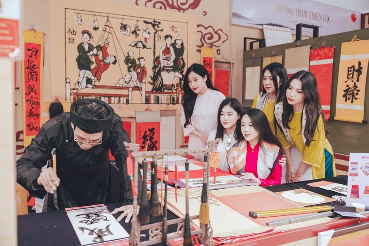 Menu chơi Tết một ngày ở Cần Giờ: Bay trên trời, chill bên biển, check-in mỏi tay, “ăn sập” hội xuân ảnh 5