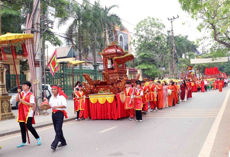 Từ mọi miền Tổ quốc, con cháu Lạc Hồng hướng về nguồn cội ảnh 6