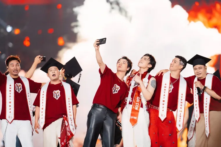 Gai Home Concert: Đêm “tốt nghiệp” khép lại hành trình bùng nổ của Anh trai vượt ngàn chông gai ảnh 4