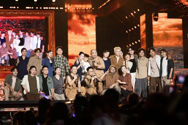 Gai Home Concert: Đêm “tốt nghiệp” khép lại hành trình bùng nổ của Anh trai vượt ngàn chông gai ảnh 5