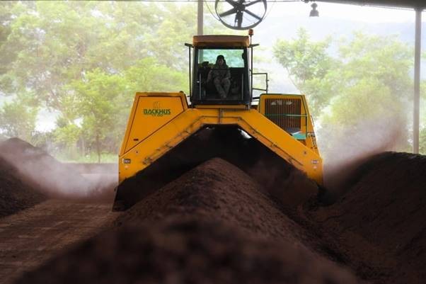 Những mảnh ghép xanh trong quy trình khép kín của trang trại bò sữa lớn nhất thế giới ảnh 2