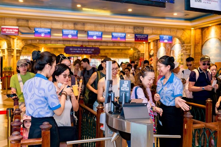 Phú Quốc chuẩn hoá dịch vụ từ tâm để mỗi cư dân trở thành một “đại sứ văn hoá” ảnh 1