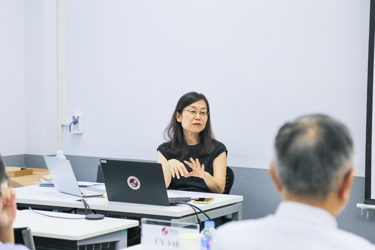 Người phụ nữ Nhật Bản 62 tuổi tốt nghiệp thạc sĩ chương trình học bằng tiếng Việt ảnh 1