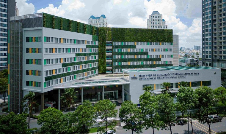 Vinmec Central Park “hồi sinh” bệnh nhân Campuchia sốc nhiễm khuẩn nặng kèm đa bệnh nền cận kề cửa tử ảnh 1