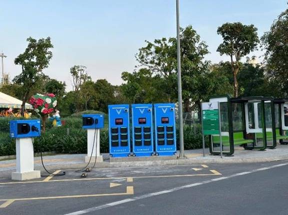 VinFast Viper: Mẫu xe máy điện khiến người trẻ “mê” vì loạt công nghệ đáng tiền ảnh 1