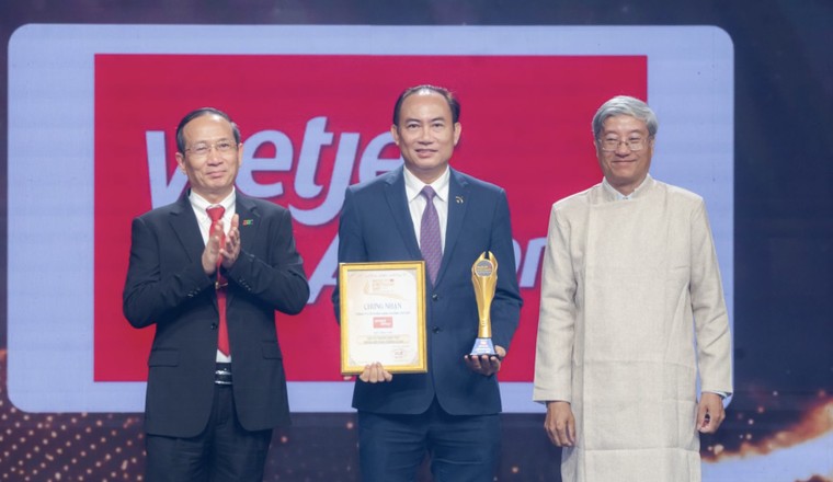 Vietjet được vinh danh “Dấu ấn Thương hiệu Việt hướng tới tăng trưởng xanh” ảnh 1