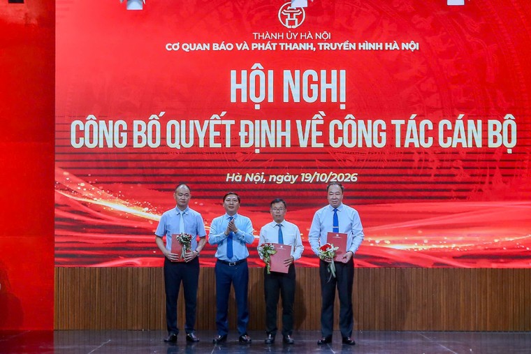Cơ quan Báo và Phát thanh, Truyền hình Hà Nội kiện toàn tổ chức, cán bộ theo mô hình mới ảnh 4